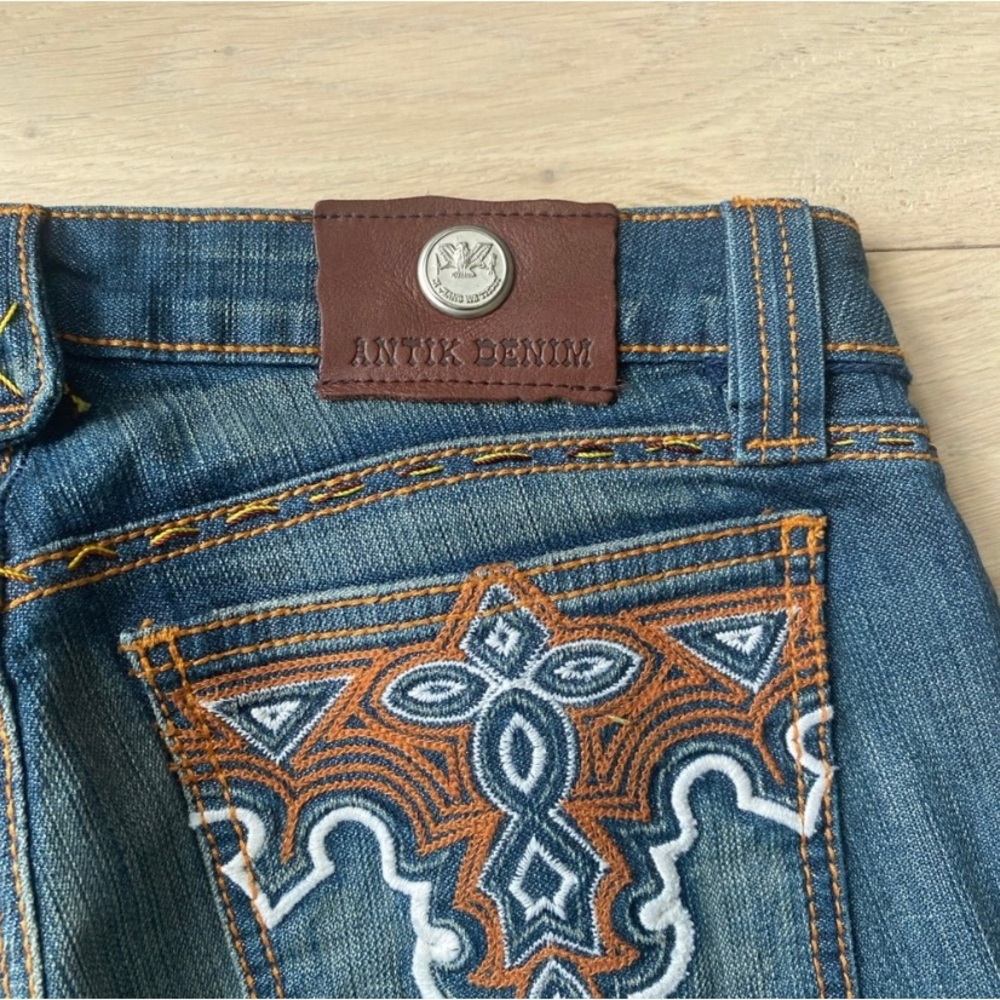 Antik Denim Blue Jeans with Orange Embroidery